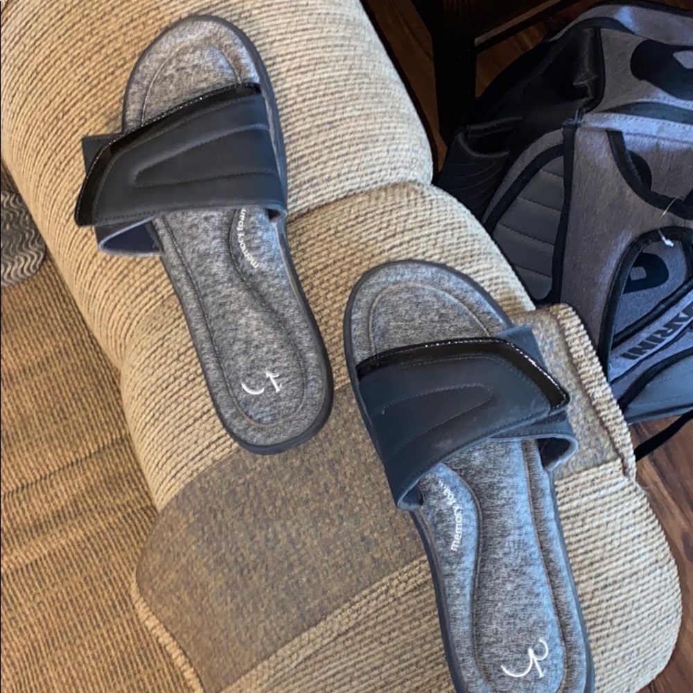 slide ons